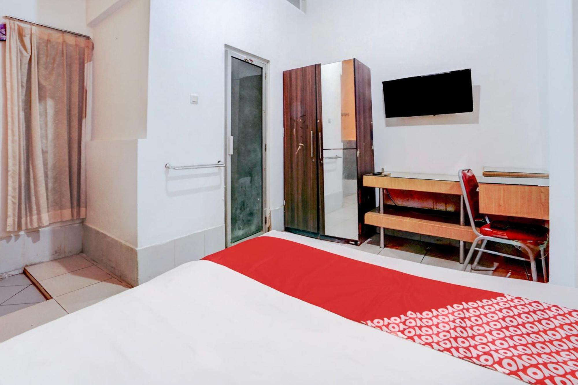 Hotel O Tegalsari Near Tunjungan Plaza Surabaya Buitenkant foto