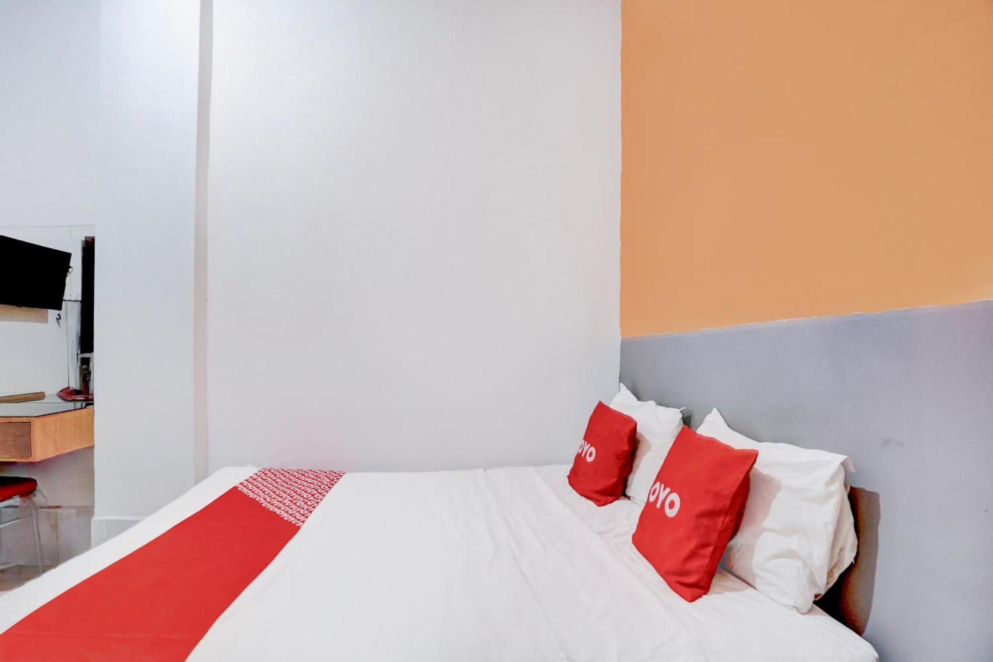 Hotel O Tegalsari Near Tunjungan Plaza Surabaya Buitenkant foto