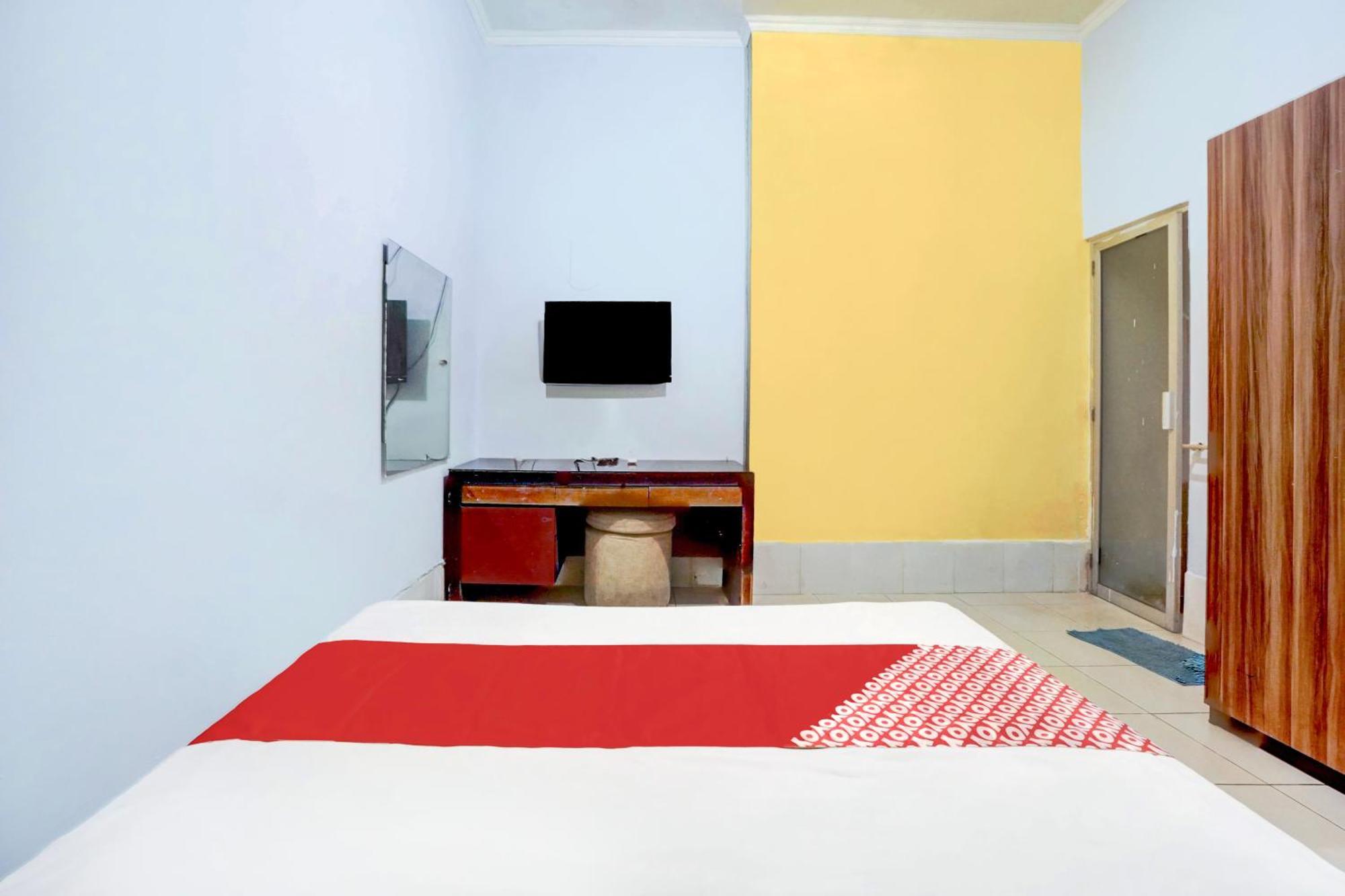 Hotel O Tegalsari Near Tunjungan Plaza Surabaya Buitenkant foto